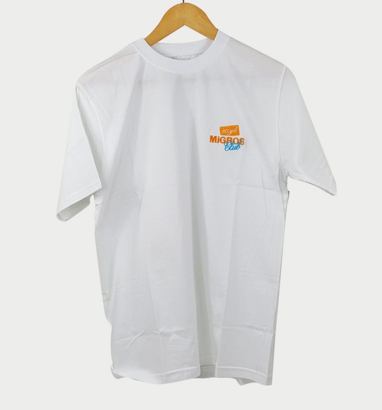 Ön Nakışlı Beyaz T-shirt